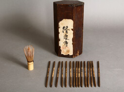 Wahrsagegerät der Japanischen Tradition online kaufen | © Shoji Bau | Japanische Möbel und Antiquitäten